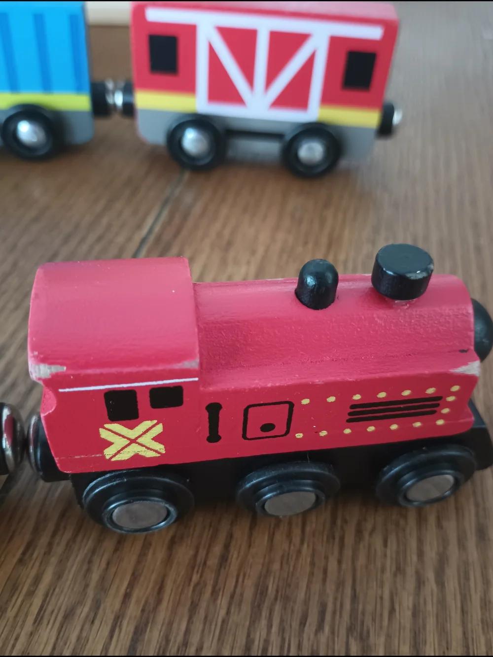 Melissa & Doug bright wooden